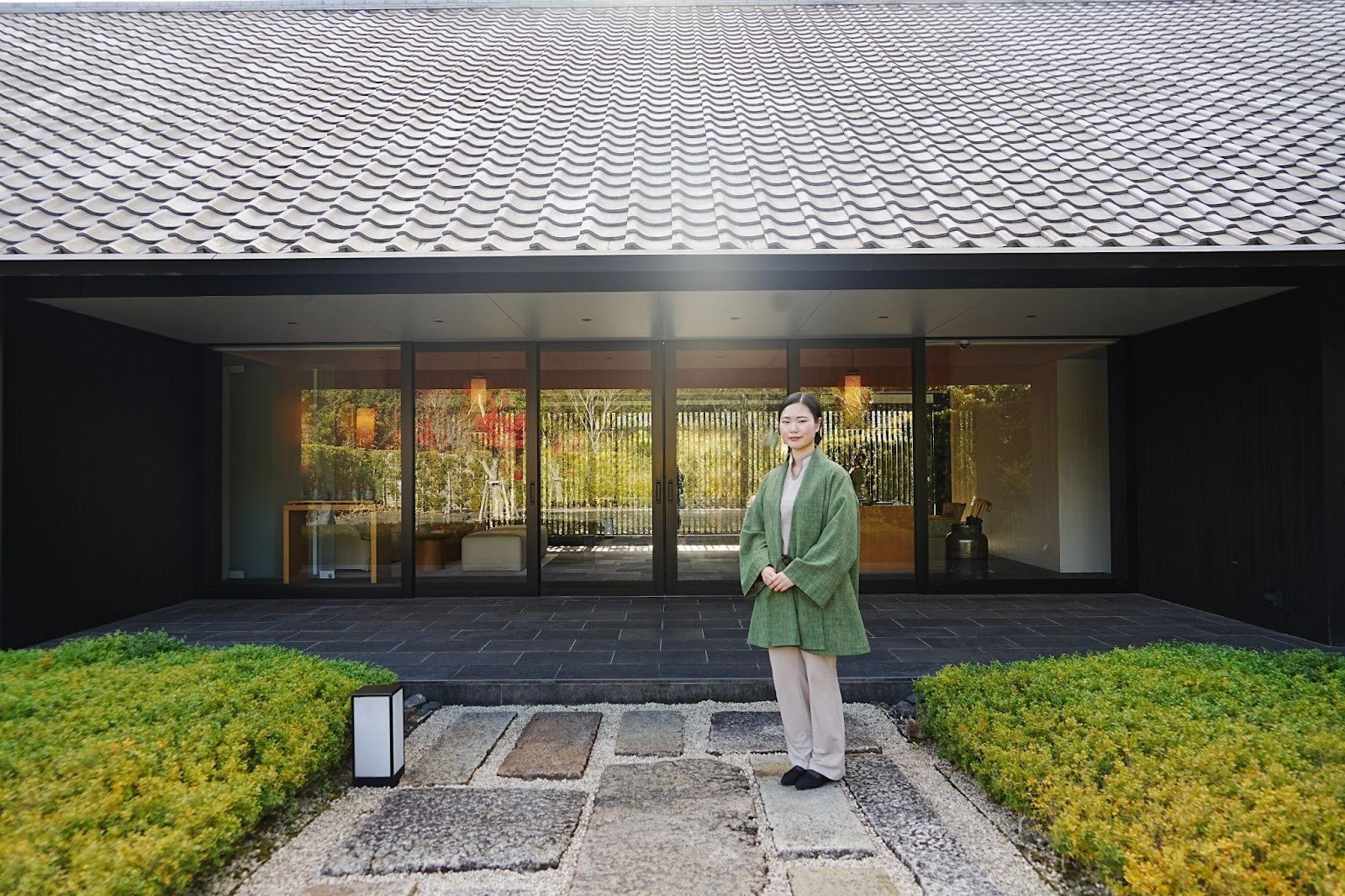 【アマネム】「世界に視野を広げられることも魅力」新卒で飛び込んだラグジュアリーリゾートの世界